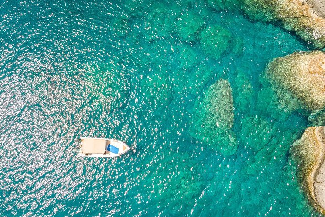 Rent a Boat in Santorini with Free License - Choosing your route around the Caldera