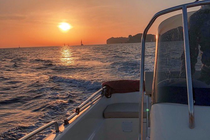 Rent a Boat in Santorini without a License - Why a private boat beats a fixed cruise