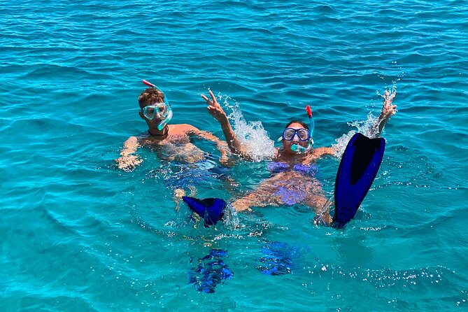 Rethymno Catamaran Cruise: Healthy Lunch & Open Bar - What the Crew Adds to the Experience