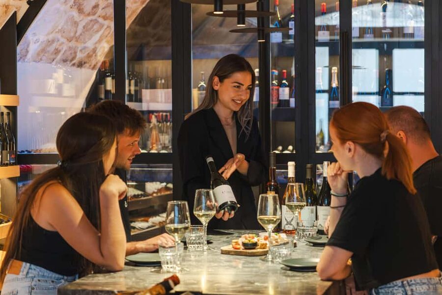 Rethymno: Cretan Wine Tasting Guided Tour with Local Food - Meeting Antigone, your local sommelier