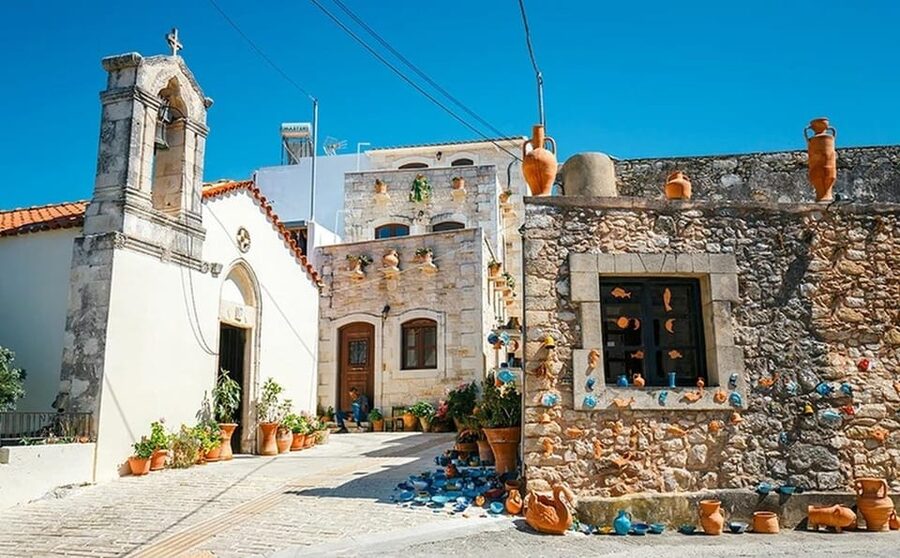 Rethymno: Melidoni Cave and Arkadi Monastery Half-Day Trip - Melidoni Cave: a strong opening stop