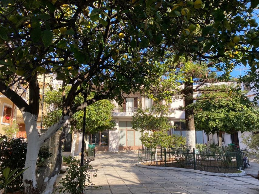 Rethymno: Old Town Walking Tour with Meal - Seeing phyllo made by hand in a 17th-century mansion