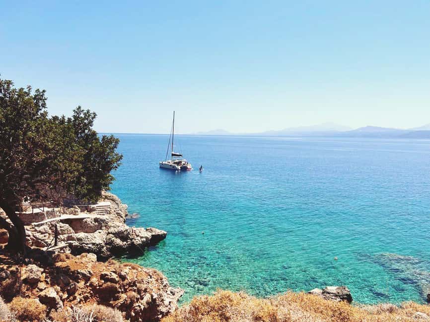 Rethymno: Sailing Catamaran Cruise with Meal & Drinks - Who should book this cruise?