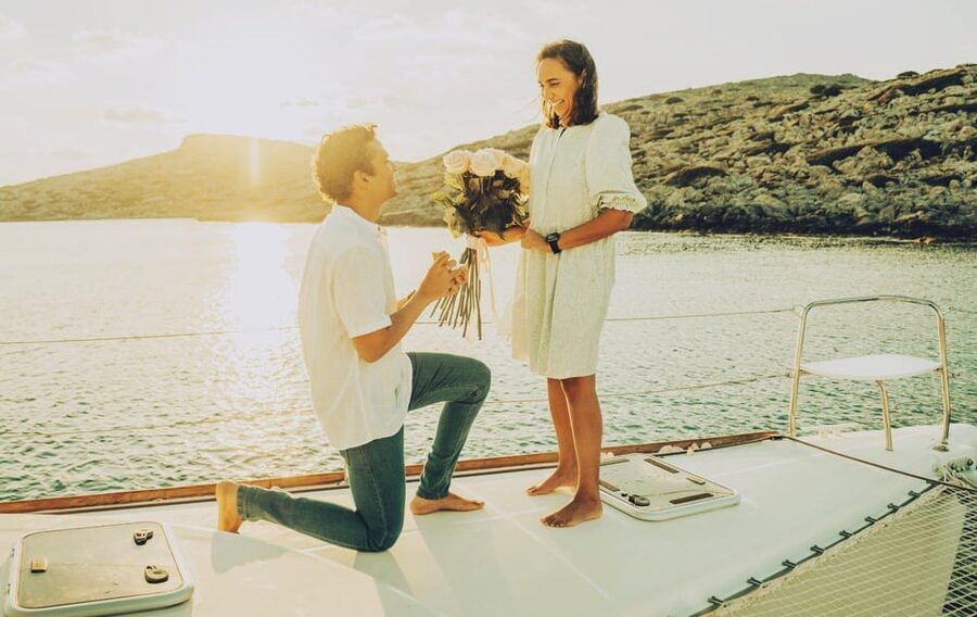 Rethymno: Sunset Catamaran Cruise - Sushi & Open Bar - The first hour: open sea, music, and room to settle in