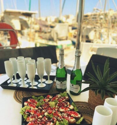 Sunset Catamaran Cruise – Sushi & Open Bar
