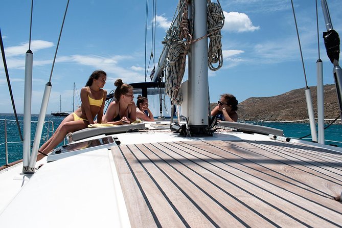 Rhenia island - Small group Sailing adventure (up to 8 guests) - Passing Delos and its ancient port