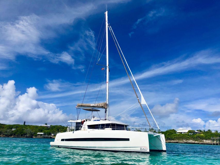 Rhodes: All-Inclusive Catamaran Cruise with Lunch and Drinks - Leaving Mandraki Harbor at 10:00 AM