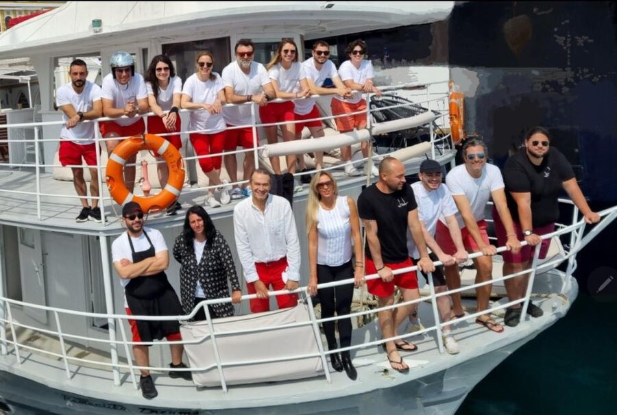 Rhodes: Bay to Bay Swim Cruise with Greek Buffet and Wine - Kalithea Bay and the springs