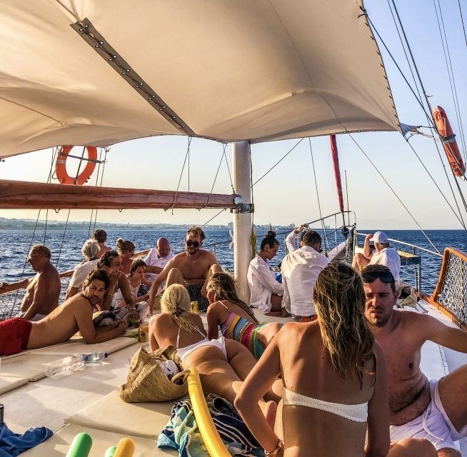 Rhodes: Cruise with 3 Stops, Lunch and Unlimited Drinks - The essential details at a glance