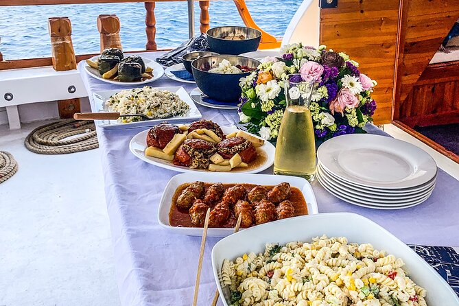 Rhodes Day Cruise (with lunch & unlimited drinks) 5,5 Hours - Kallithea Springs: Clear Water for the Final Swim
