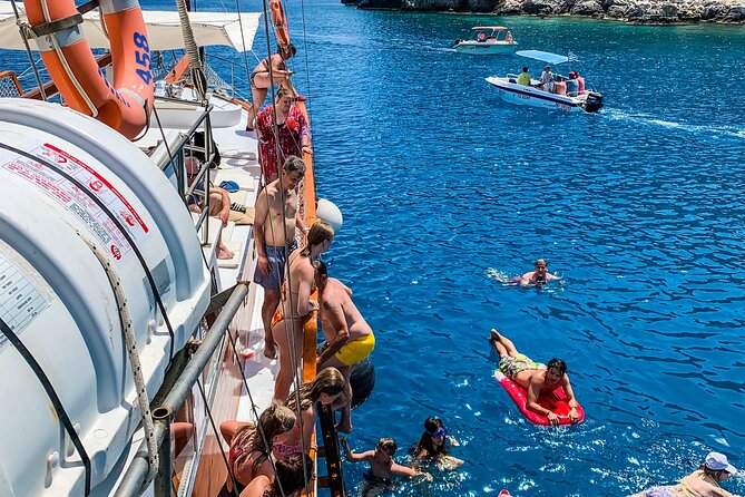 Rhodes Day Cruise (with lunch & unlimited drinks) 5,5 Hours - Lunch, Drinks, and the All-Inclusive Value