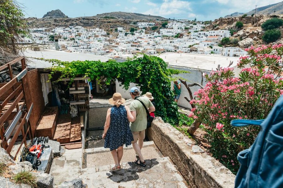 Rhodes: Guided Bus Trip to Lindos Village & Seven Springs - Who should book this experience?