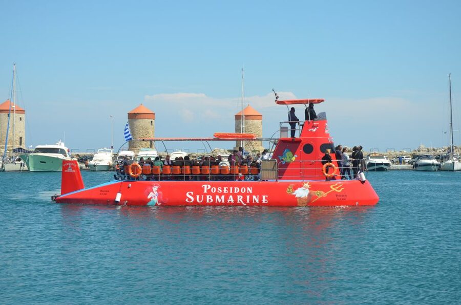 Rhodes: Hop-on Hop-off Bus and Submarine Tour - What children and adults will enjoy