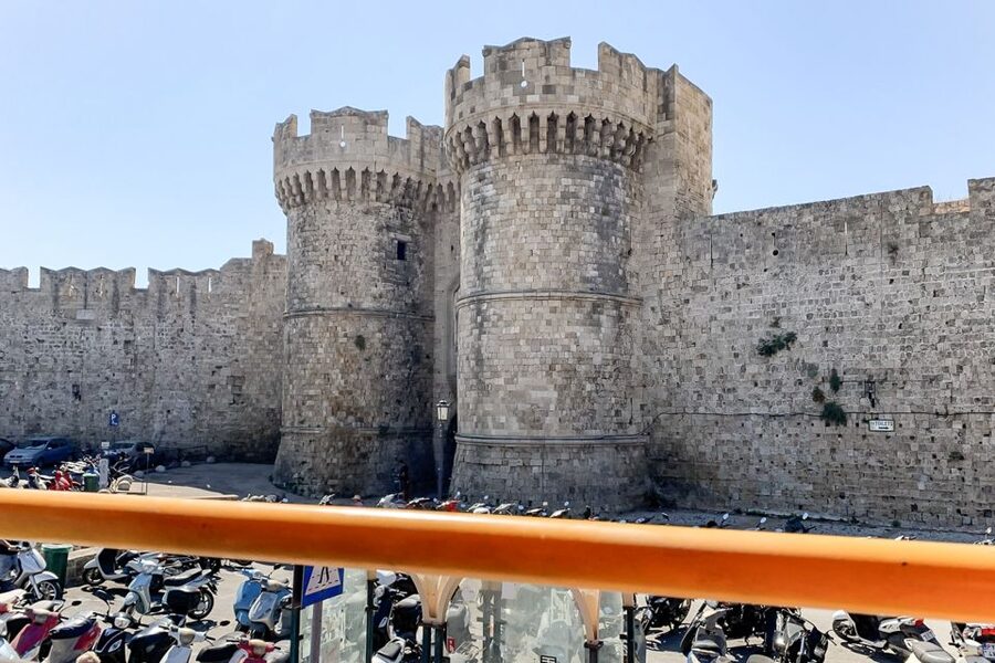 Rhodes: Hop-On Hop-Off Sightseeing Bus Tour - How the one-hour schedule changes your day