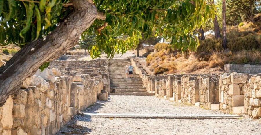 Rhodes: Kamiros, Embona, Mt. Profitis Ilias & Kallithea Tour - Kritinia Castle and the price of a short climb