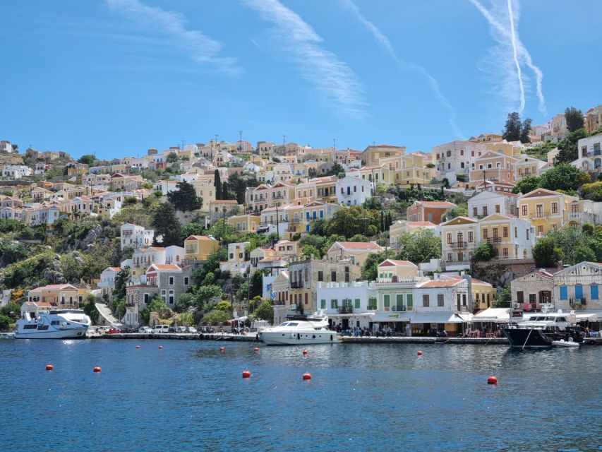 Rhodes: Symi Yacht Tour with Unlimited Drinks and Transfer - Food, drinks, and the crew