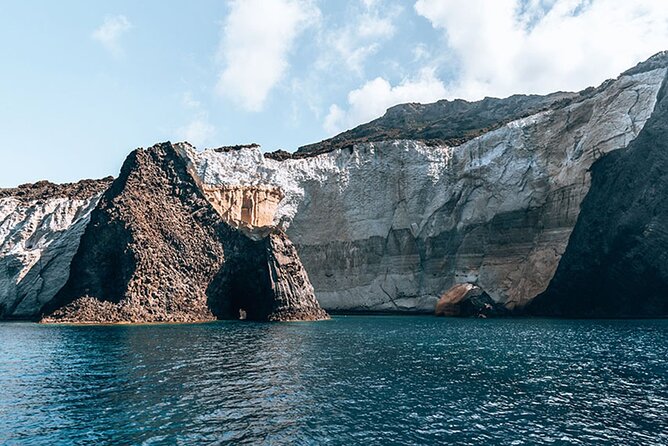 Round of Milos and Poliegos Sailing boat snorkelling cruise - Poliegos and Galazia Nera