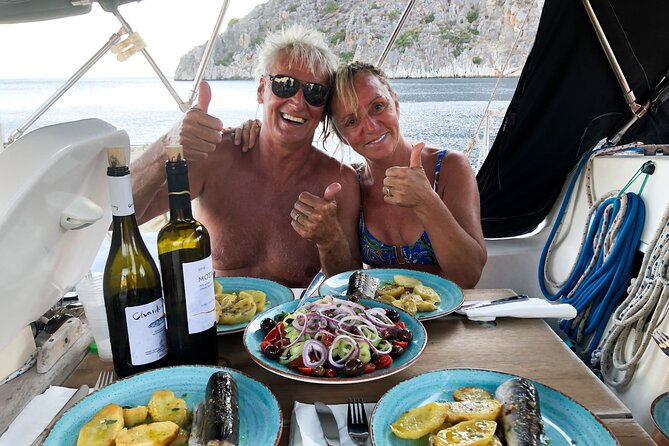 Sailing Cruise in Nafplio | with Local Treats - Quiet coves and the first swim