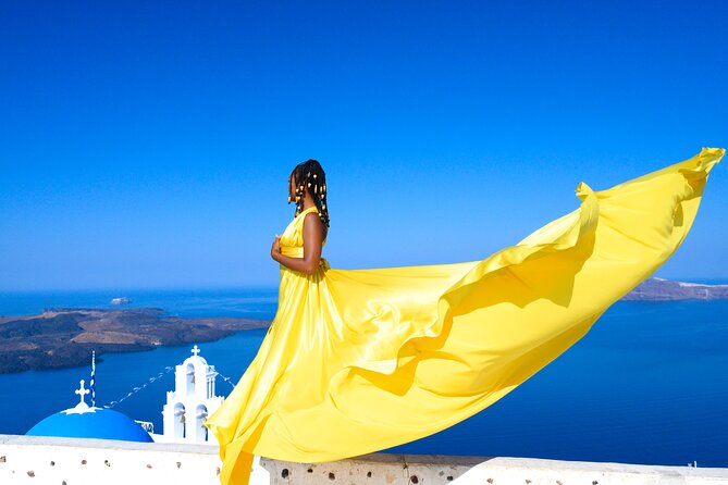 Santorini 2h Private Flying Dress Photoshoot with Transportation - How much actual photography fits into two hours?