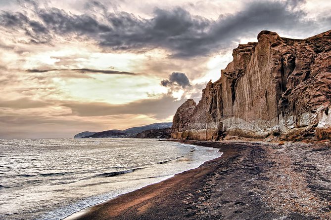 Santorini: 6hr Private Tour with Olive Oil, Beer or Wine Tasting - Gavalas Winery: one of the day’s strongest food stops
