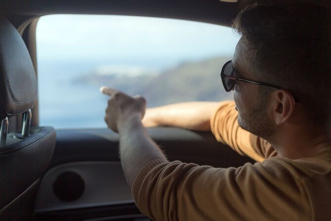 Santorini: Airport or Port One-Way Private Transfer - What happens when you arrive at a hotel