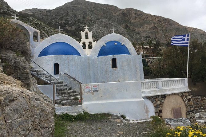 Santorini Blue Domes Private Tour - What this private Santorini tour is really for