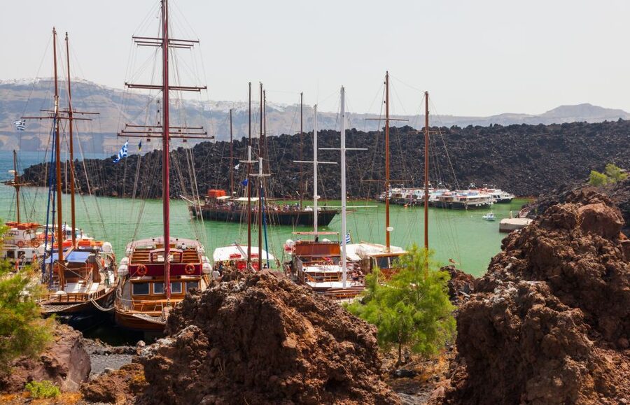 Santorini Caldera: Sunset Cruise with Dinner - Palea Kameni and the sulfur springs