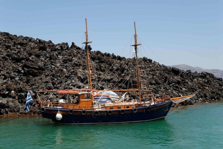 Santorini Caldera: Sunset Cruise with Dinner - Thirasia, old Manola, and your free time