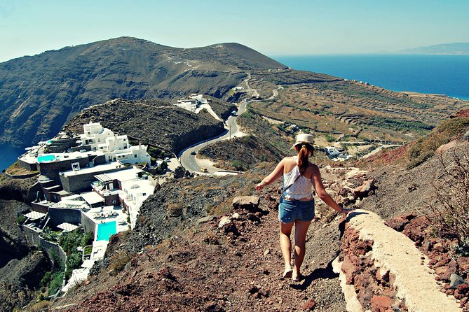 Santorini Caldera Walk Hiking Experience Fira-Oia - Arriving in Oia and Choosing Your Return