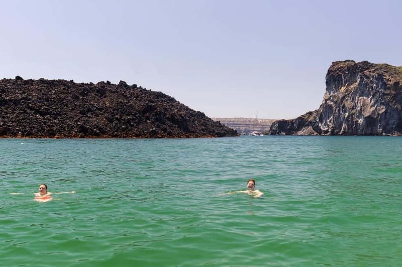 Santorini: Catamaran Cruise with Fresh Meal & Open Bar - The volcanic hot springs: impressive setting, mixed warmth