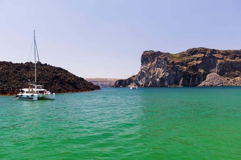 Santorini: Catamaran Cruise with Fresh Meal & Open Bar - Lunch or dinner served fresh on board