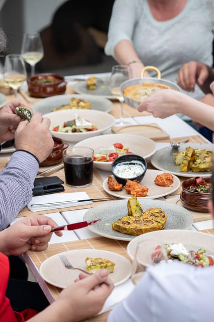 Santorini: Cooking Class with Lunch and Wine Tasting - Who should book this Santorini cooking class?