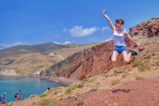 Santorini Day Tour with Sunset in Oia - Pyrgos and Profitis Ilias are quick scenic additions
