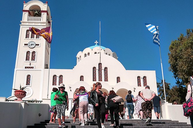 Santorini Day Tour with Sunset in Oia - Oia sunset requires your own plan