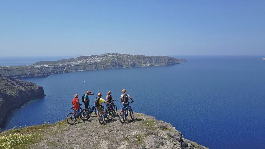 Santorini: Electric Mountain Bike Adventure - Perivolos and Perissa: a volcanic start
