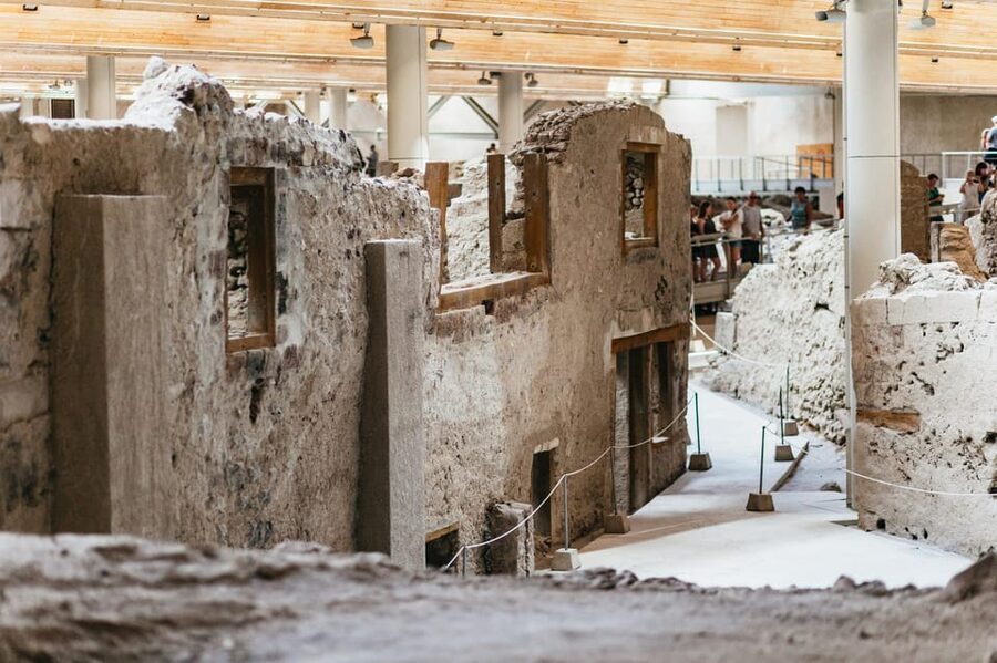 Santorini: Experience Akrotiri with a Licensed Tour Guide - Wall paintings you cannot fully see on the walls