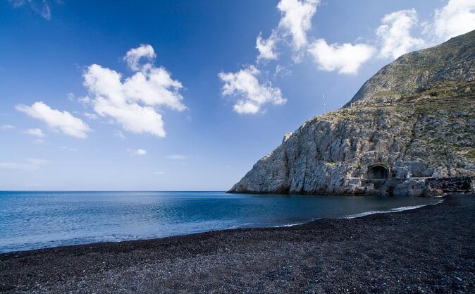 Santorini First-time Visitors Private Tour with Wine Tasting - Key points at a glance