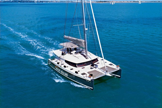 Santorini Luxury Catamaran Day Cruise with BBQ,drinks,transfer - Getting from your hotel to Ammoudi Port