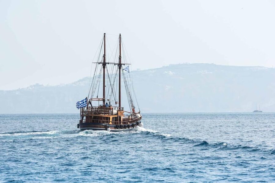 Santorini Port: 3 Hour Cruise to Volcano and Hot Springs - Key points to know before you go
