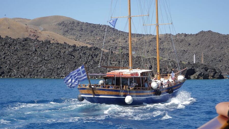 Santorini Port: 3 Hour Cruise to Volcano and Hot Springs - What the $35 price really covers