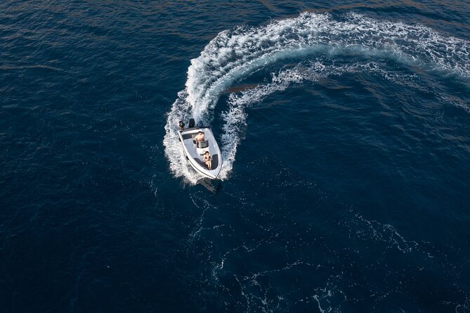 Santorini Private Adventure – Captain Your Own Cruise - The Caldera, Volcano, Thirasia, and Aspronisi