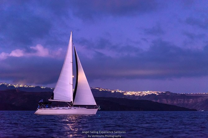 Santorini Private Sunset Sailing Tour with Dinner, Drinks &Transfer included - Why this private Santorini cruise feels different