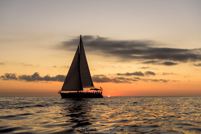 Santorini Private Sunset Sailing Tour with Dinner, Drinks &Transfer included - Captain George and the personal style of the crew
