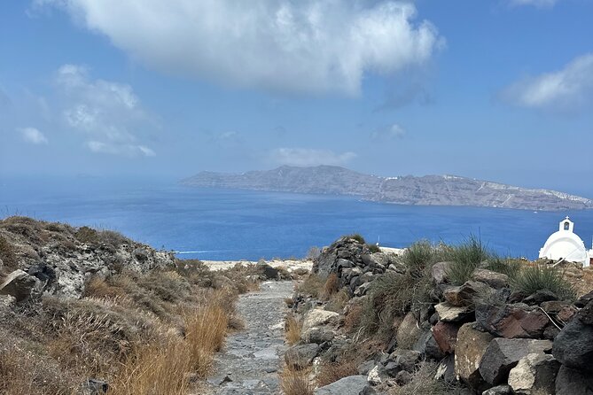 Santorini's Famous Fira to Oia Hike: A Private tour Adventure - Starting in Fira, Santorini’s busy capital