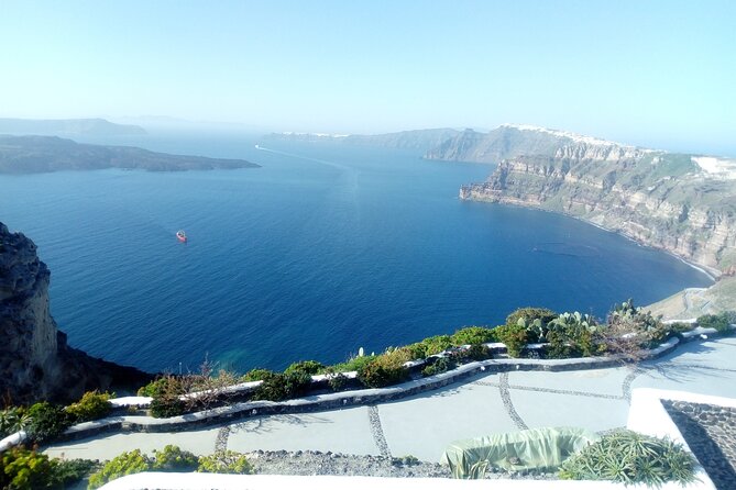 Santorini Sightseeing Half Day Small Group Tour - Firostefani delivers the classic blue-dome photograph