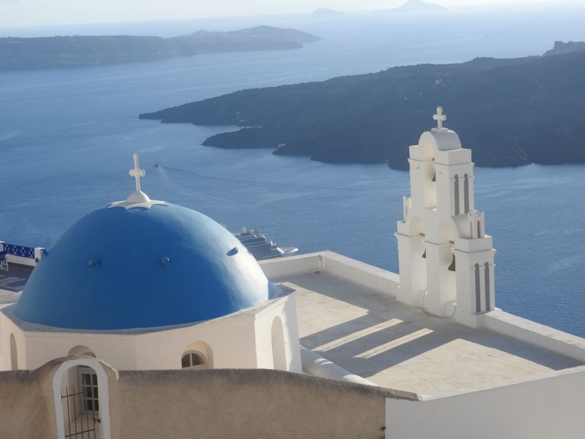 Santorini: Small-Group Highlights Tour of Venetian Castles - Why the castle theme works on Santorini