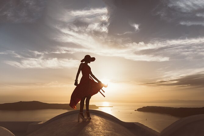 Santorini Sunset Walking Tour inc. tastings and 5 drinks - Guides make the difference
