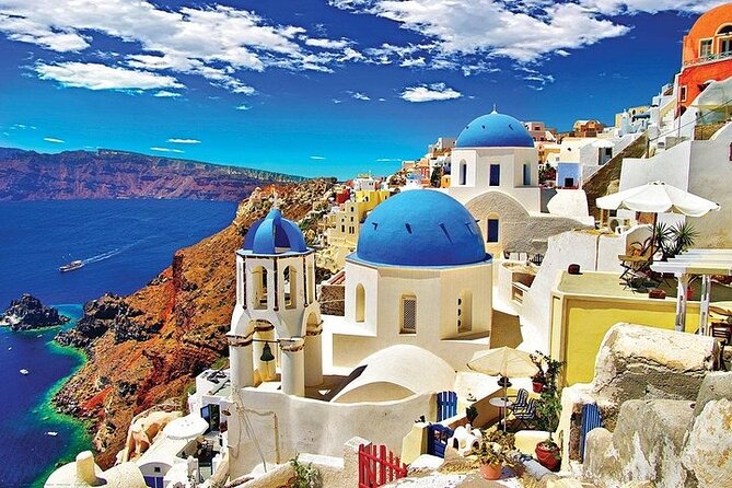Santorini Ultimate Destinations - Oia’s blue domes and one crowded hour