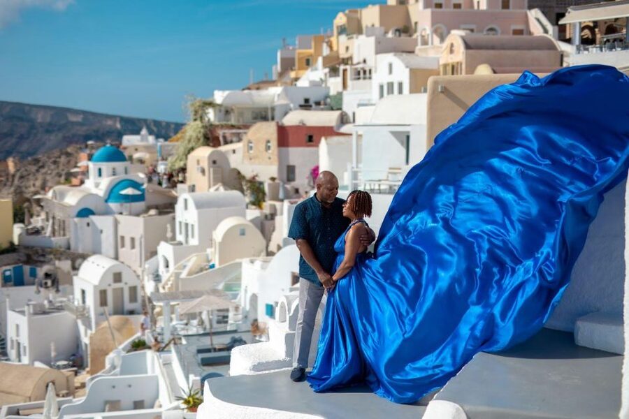 Santorini: Unique Flying Dress Photoshoot Experience - Posing, wind, and comfort