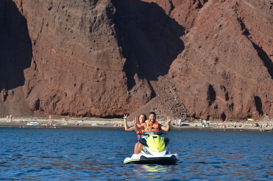 Santorini:Volcanic Beaches Cruise With Jet Ski - Akrotiri Lighthouse and the Volcanic Story